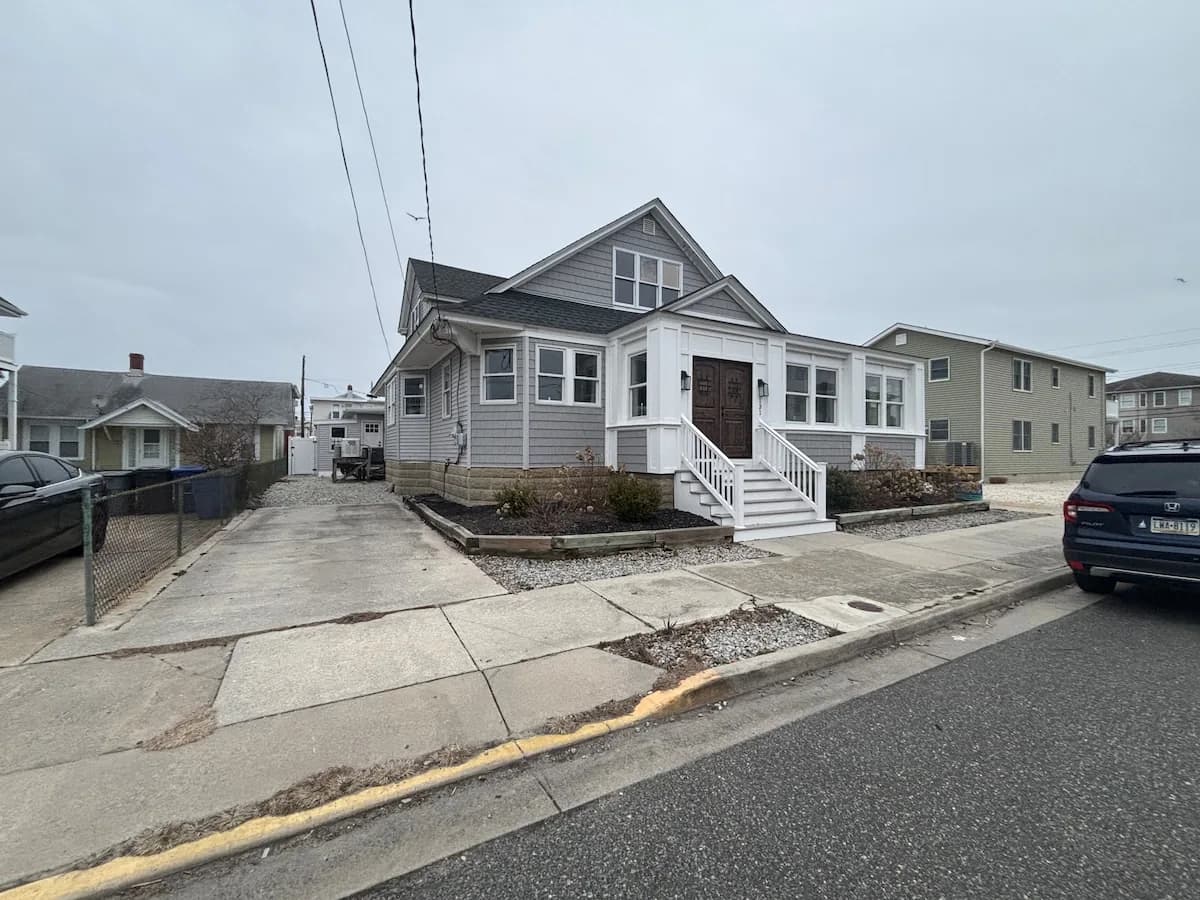Street view of the Wildwood Crest shore home