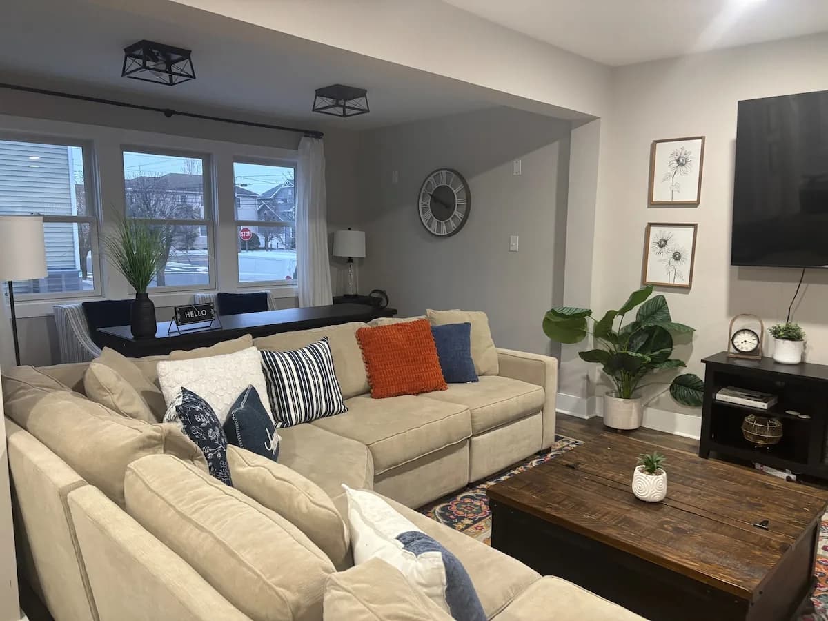 Main living room arranged for a large family